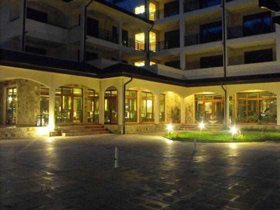 Hotel Park Karnobat 외부 사진