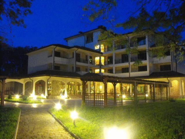 Hotel Park Karnobat 외부 사진